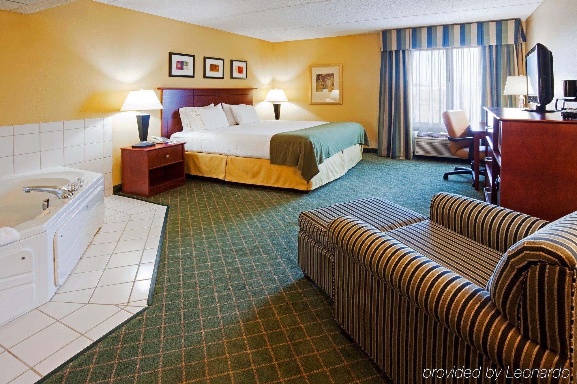Holiday Inn Express Hotel & Suites Coon Rapids - Blaine Area By Ihg Bilik gambar