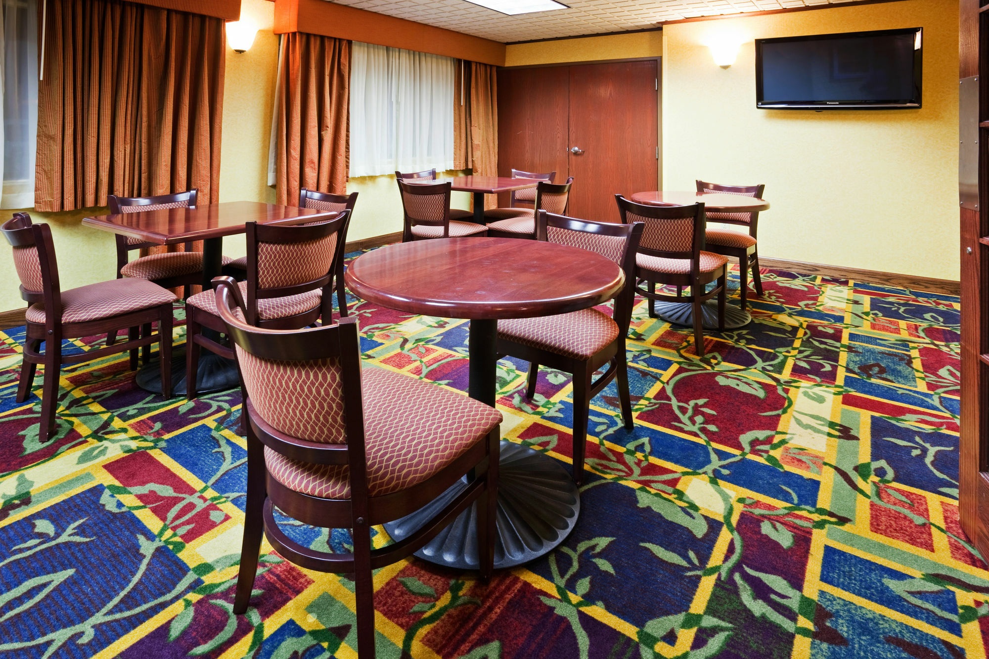 Holiday Inn Express Hotel & Suites Coon Rapids - Blaine Area By Ihg Luaran gambar